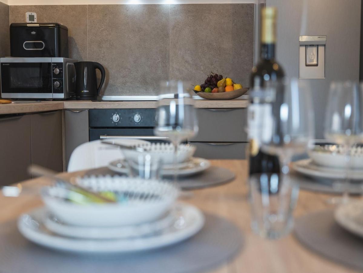Apartment Fiora Kaštela Eksteriør bilde