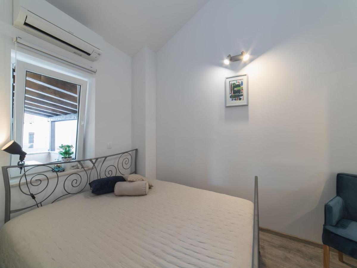 Apartment Fiora Kaštela Eksteriør bilde