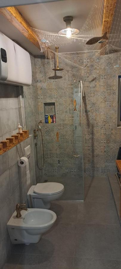 Apartment Fiora Kaštela Eksteriør bilde