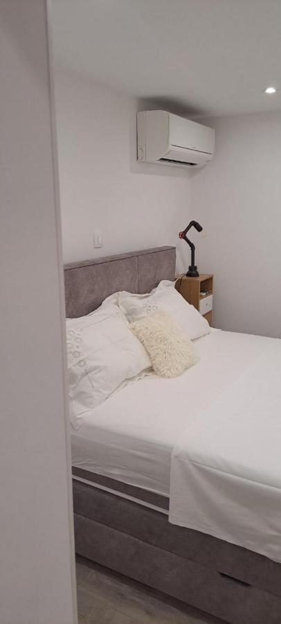 Apartment Fiora Kaštela Eksteriør bilde