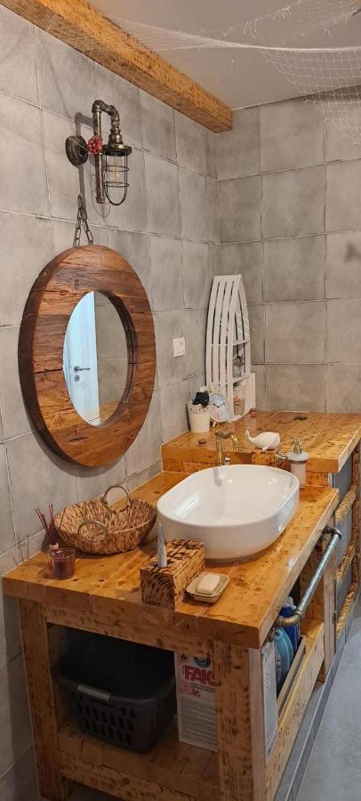 Apartment Fiora Kaštela Eksteriør bilde